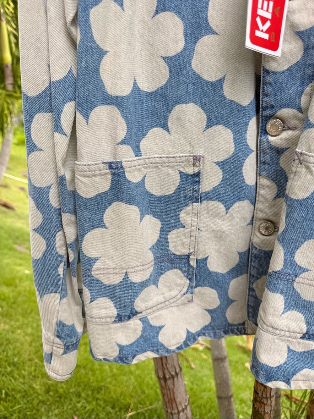 Kenzo Blue and Cream Floral Patchwork Button-Down Shirt Jacket - Picture 6 of 11